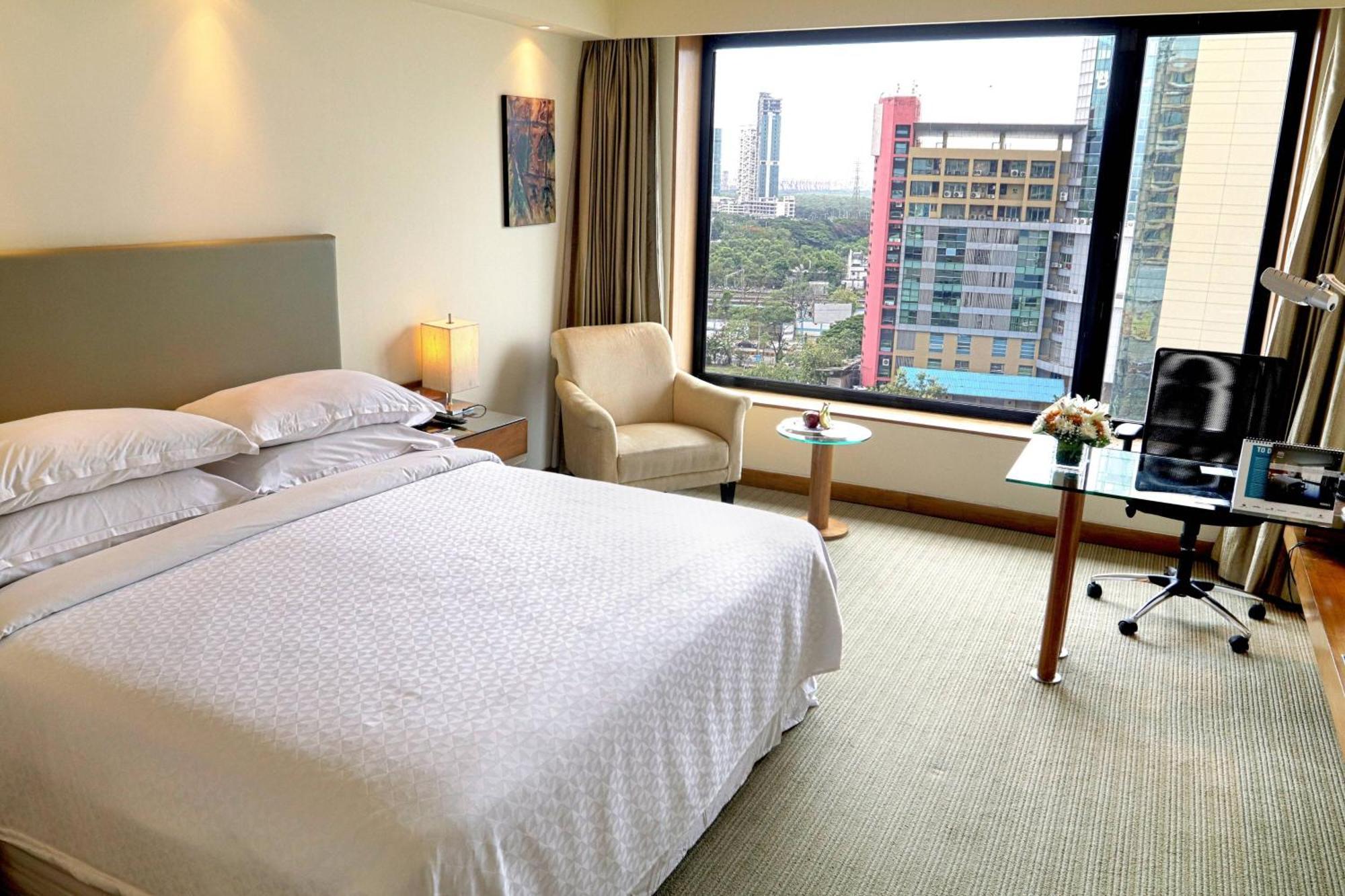 Four Points By Sheraton Navi Mumbai, Vashi Extérieur photo